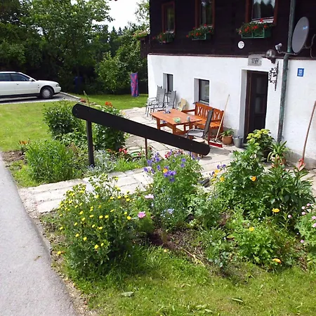 Vakantiehuis Waldlerhaus Von 1848 Renoviert *